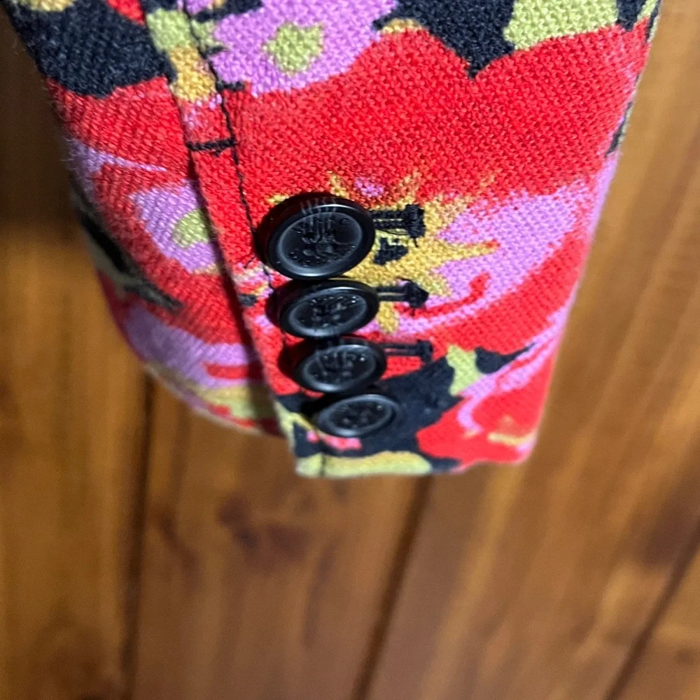 Isaac Mizrahi for Target size Small floral blazer. - Picture 4 of 6